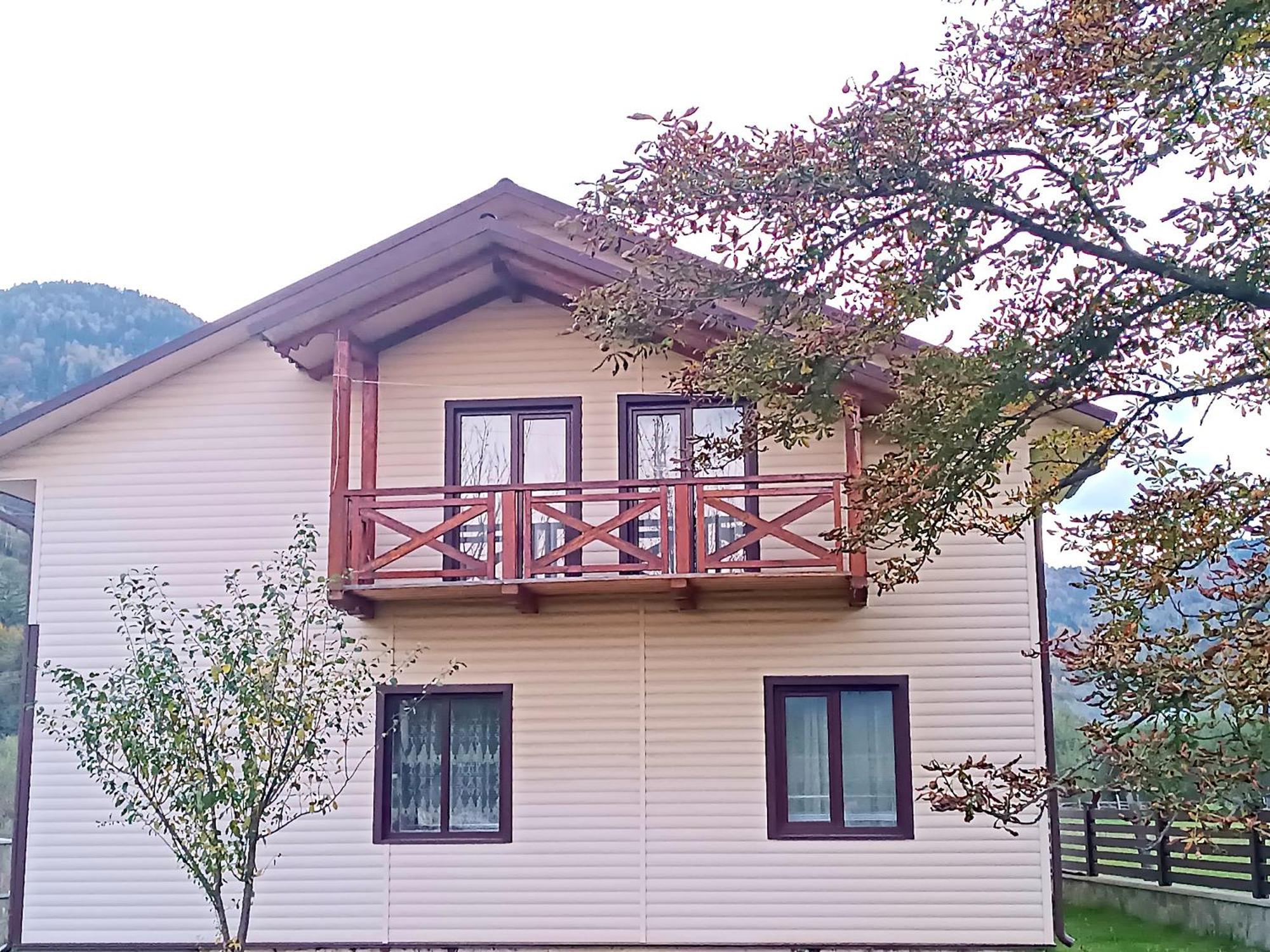 Appartement Гірська Роса à Verkhniy Yasenov Extérieur photo